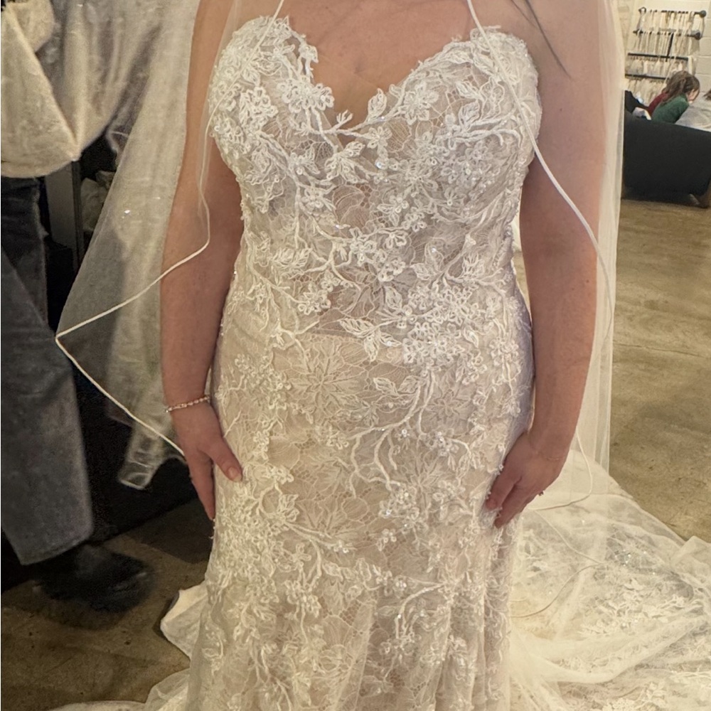 Karessa by Wtoo Wedding Dress - Picture 6 of 6
